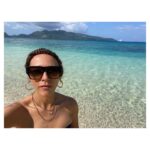 Rashida Jones Instagram – #FBF to Fiji 🌊 #blackafnetflix