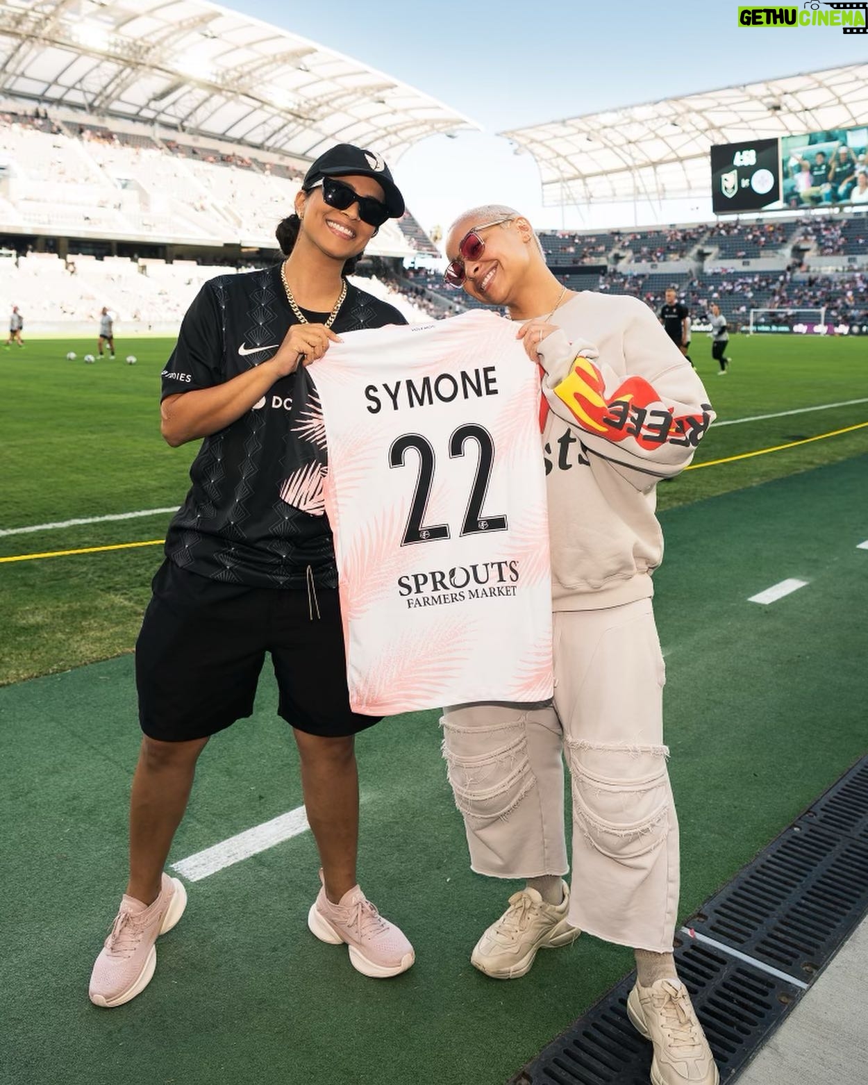 Raven-Symoné Instagram - @weareangelcity great memories!!! Thanks for the Jersey!!! And thanks to @saulopez for these fire shots!! Xoxo
