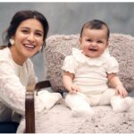 Ravshana Kurkova Instagram - Моей самой любимой девчонке, непоседе, хулиганке, болтушке, хвостику брата, амбассадору подбородков, фанатке всех собак, которых мы встречаем на прогулках, умнице, кокетке и хохотушке 25 марта исполнился годик. Самирка - ты радость наша безграничная, расти счастливой, здоровой и такой же любознательной. ♾️❤️♾️ 📸: @dguledani / 💃🏻: @asmik.vayereytor / 💇🏻‍♀️💄: @yana_koptyakova
