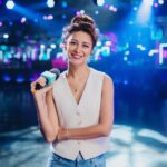 Ravshana Kurkova Instagram – Уух! Шесть невероятно эмоциональных дней отборочных этапов позади, сегодня уже снимаем полуфинал, завтра финал. Сумасшедший накал страстей, фантастически талантливые, сильные духом, лучшие юные атлеты страны вместе со своей командой поддержки в лице родителей, братьев, сестер, тренеров, друзей собрались сейчас здесь, в Минеральных Водах на съемках грандиозного спортивного шоу «Суперниндзя. Дети». Разные судьбы, разные семьи, разные мечты и общая цель – победить! Я желаю всем участникам сил, в том числе и душевных, и надеюсь, что в их жизни будет много побед. Лично для меня они все настоящие герои и молодцы.

Спасибо @tv_ctc за возможность быть частью команды и пережить эту бурю эмоций и спасибо @dima_maslen и @vasily.artemyev за вашу поддержку тут, вы крутые, ребят!