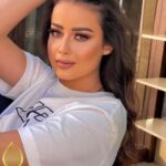 Rawaa El Saady Instagram - Be your self and do not be a copy of the others 💯 @emela_beauty_center @wesaamhsseno @hanialatrsh_hair_style #روعة_السعدي #حارة_القبة #من_شارع_الهرم_إلى #rawaa_alsaadi #syria #dubai #abudhabi #alkuwait #actress #art #beauty