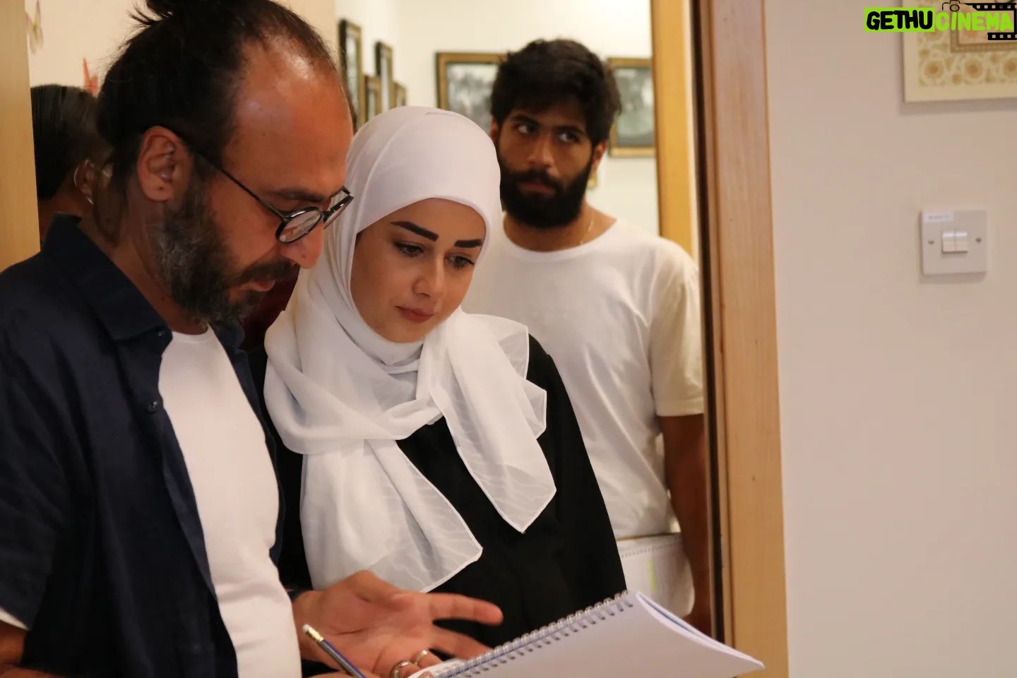 Rawaa El Saady Instagram - #من_شارع_الهرم_إلى الشراكة الحقيقة وقت يكون الكل عم يشتغل من قلبه ليقدم عمل جميل وواقعي وقريب للقلب شكراا لكل الفنانين النجمة #هدى_حسين الشغل معك كان مميز وفيه نكهة خاصة الأساتذة #خالد_البريكي #احمد_ايراج #ناصر_الدوسري وبالأخص #محمد_الرمضان و#مرام كان من الممتع الشغل معكم كنتم شركة حقيقين والفنيين يلي تعبوا معنا❤ فرحت فيكم واستمتعت بالشغل معكم شكرا استاذ #بلال_داياني #أحمد_حربة #يزن_شربتجي #طارق_رزق في كتير أشخاص خلف الكواليس ساعدوا على نجاح العمل شكراااا للكل ❤ @jamal_sanan @bilaldayani @almuthana_subh @mohd_alramadan @hudahussain @ahmad_iraj @marambloushi @khaledalburaiki @nasseraldossri @yazan_ch @eaglefilmsprod #syria #dubai #abudhabi #alkuwait #mbc1 #شاهدvip