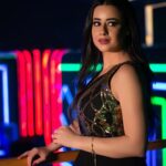 Rawaa El Saady Instagram – النجمة روعة السعدي من كواليس مسلسل الصديقات 
Starring Rawaa AlSaadi on Friends series
.
.
.
.

Directed by : @mohamad_z_ragab
Written by : @jawdat_albik & ahmad alsayed 
Fashion Designer 👗🪡 : @dima_fayad81
Hair 💇‍♀️ :@shplejonuor
Dop : Samir Aarabi 
Makeup by 👩‍🎤💅 : @javadk1356
Photography : @badrmurads
Production : @kabandmedia
مدير تنفيذي : @ayham_kaband
منتج منفذ : فراس الجاجة 

.
.
.
.
.
.
.

#drama #2023 #2024 #summer #ramadan #ramadan2024 
#dubai #syria #work #show #fashion #tv #actor #rawaa_saadi #saadi #abudhabi
#fyp #reels #mystyle #mydubai #fun 
#الصديقات #القطط 
#روعة_السعدي
#رمضان #رمضان ٢٠٢٤