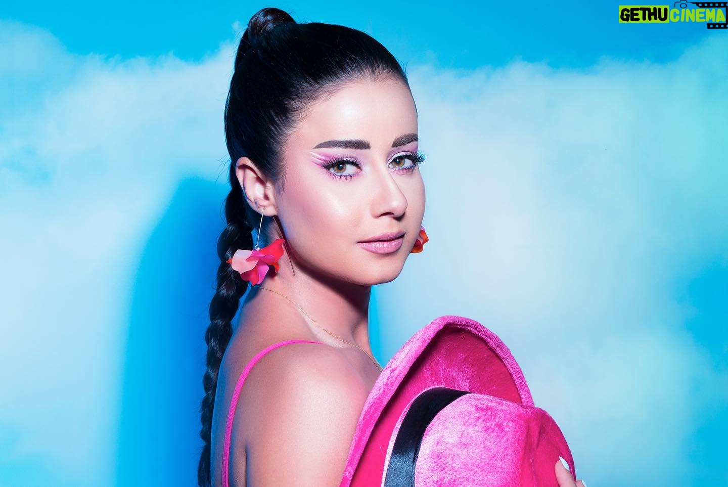 Rawaa El Saady - 16.7K Likes - ๐. by. @ahmad_zamlout ๐ @wesaamhsseno ๐โโ๏ธ @hanialatrsh_hair_style ๐ @lougainmh @danawahibeh ๐๐