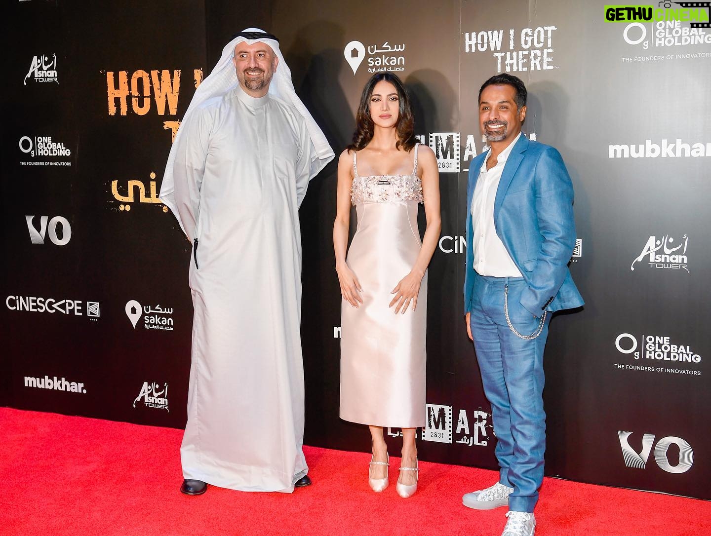 Rawan Mahdi Instagram - To new beginnings and more successes, this journey will be different. @howigotthere premier at @jacc_kw was fabulous فخورة ومحظوظة إني كنت جزء من رحلة صناعة هذا الفيلم @howigotthere بقيادة وكتابة المخرج @zee_alhusaini ، رحلة تعلمت منها الكثير.. قصة محلية بمعايير إنتاجية عالمية ورؤية سينمائية خاصة Breaking the barriers between the East and the West in a beautiful way.. I want to send my gratitude to all the team for this wonderful journey! Special thanks to my Glam Team from @nailstationkw