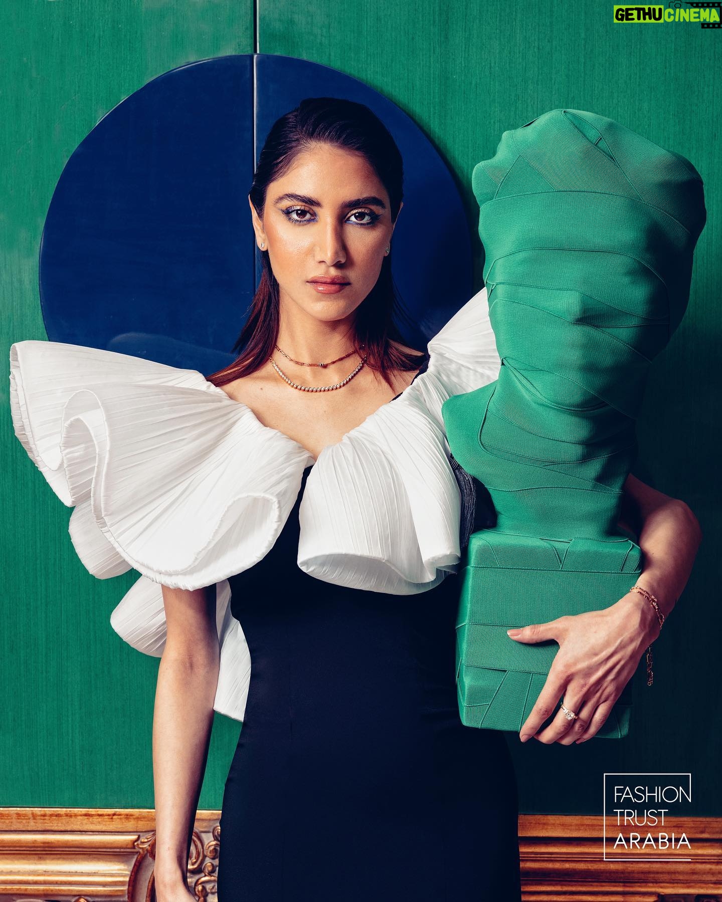 Rawan Mahdi Instagram - #FTAMeets: Iraqi-born, Kuwaiti-raised Actress Rawan Mahdi @rawan_vii who stars in the critically acclaimed Netflix original series The Exchange. As part of our August feature Rawan talks exclusively to Fashion Trust Arabia about her passion for acting, the importance of nurturing talents and creatives from the Middle East, her favorite Arab designer and more. Catch the full interview on our online platform (link in bio) Photography: Pavel Radulescu Creative Direction: Sophie Safi Art Direction: Tatiana Akl Styling: Daylal AlHajeri Make-up Artist: Anfal Ashour Hair Stylist: Jessa at ID Beauty Refinery Videography: Dana Dowmut Special Thank to Ahmad Mnawer at AM Design Kuwait Words by: Dana Nassour