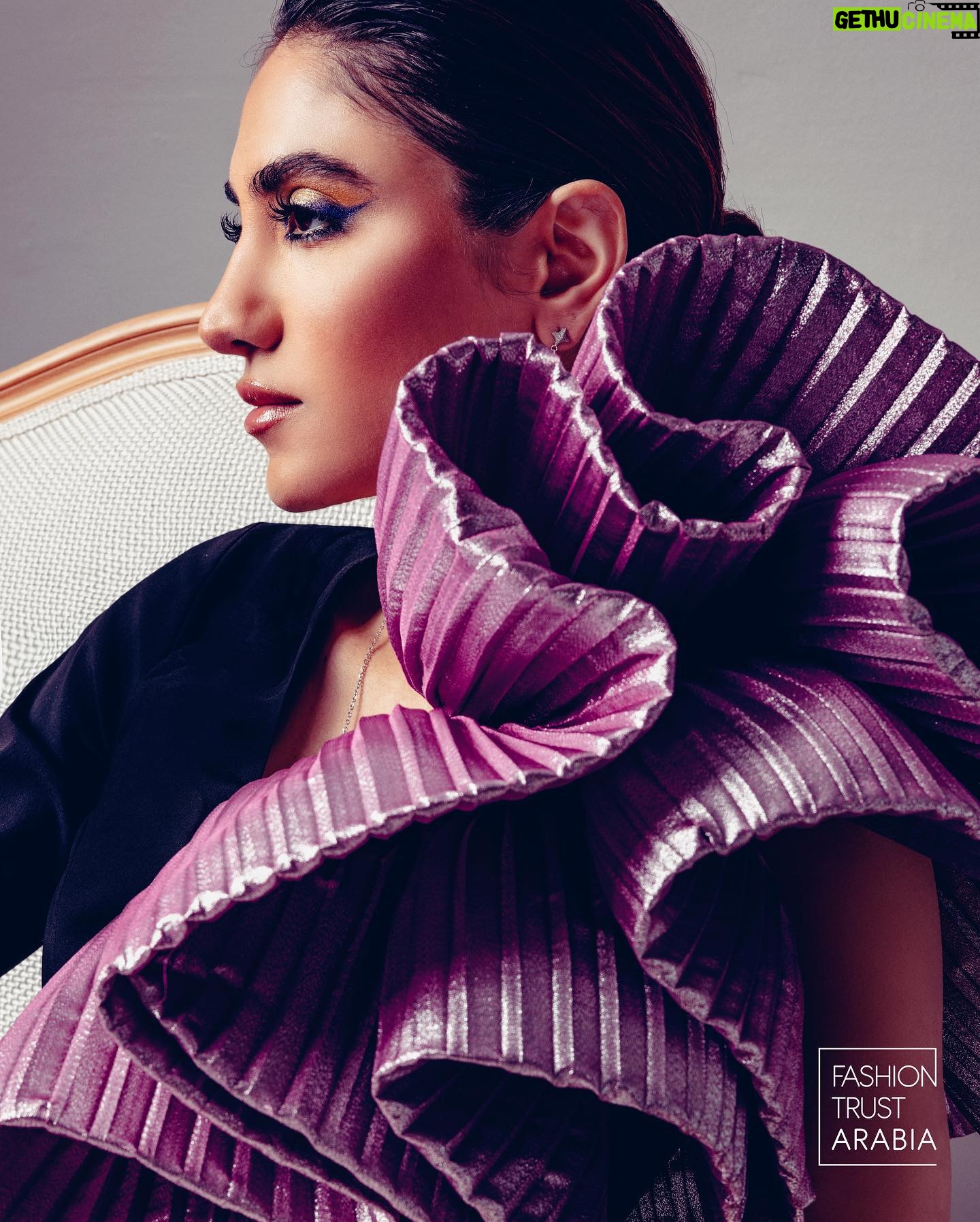 Rawan Mahdi Instagram - #FTAMeets: Iraqi-born, Kuwaiti-raised Actress Rawan Mahdi @rawan_vii who stars in the critically acclaimed Netflix original series The Exchange. As part of our August feature Rawan talks exclusively to Fashion Trust Arabia about her passion for acting, the importance of nurturing talents and creatives from the Middle East, her favorite Arab designer and more. Catch the full interview on our online platform (link in bio) Photography: Pavel Radulescu Creative Direction: Sophie Safi Art Direction: Tatiana Akl Styling: Daylal AlHajeri Make-up Artist: Anfal Ashour Hair Stylist: Jessa at ID Beauty Refinery Videography: Dana Dowmut Special Thank to Ahmad Mnawer at AM Design Kuwait Words by: Dana Nassour