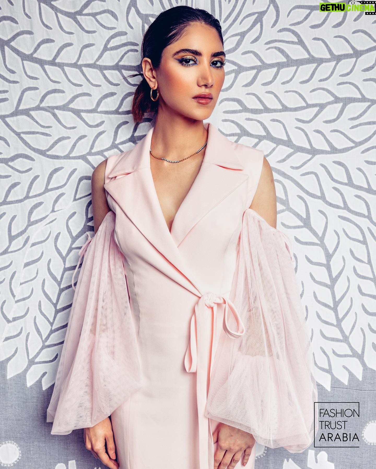 Rawan Mahdi Instagram - #FTAMeets: Iraqi-born, Kuwaiti-raised Actress Rawan Mahdi @rawan_vii who stars in the critically acclaimed Netflix original series The Exchange. As part of our August feature Rawan talks exclusively to Fashion Trust Arabia about her passion for acting, the importance of nurturing talents and creatives from the Middle East, her favorite Arab designer and more. Catch the full interview on our online platform (link in bio) Photography: Pavel Radulescu Creative Direction: Sophie Safi Art Direction: Tatiana Akl Styling: Daylal AlHajeri Make-up Artist: Anfal Ashour Hair Stylist: Jessa at ID Beauty Refinery Videography: Dana Dowmut Special Thank to Ahmad Mnawer at AM Design Kuwait Words by: Dana Nassour