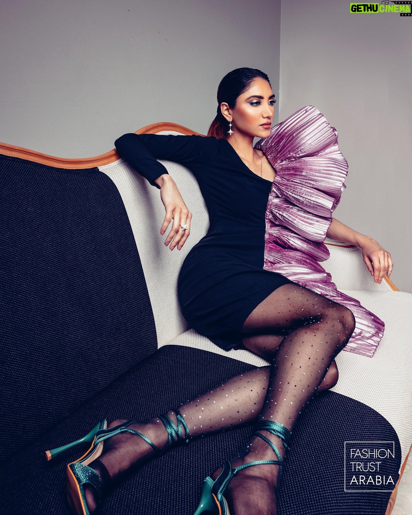 Rawan Mahdi Instagram - #FTAMeets: Iraqi-born, Kuwaiti-raised Actress Rawan Mahdi @rawan_vii who stars in the critically acclaimed Netflix original series The Exchange. As part of our August feature Rawan talks exclusively to Fashion Trust Arabia about her passion for acting, the importance of nurturing talents and creatives from the Middle East, her favorite Arab designer and more. Catch the full interview on our online platform (link in bio) Photography: Pavel Radulescu Creative Direction: Sophie Safi Art Direction: Tatiana Akl Styling: Daylal AlHajeri Make-up Artist: Anfal Ashour Hair Stylist: Jessa at ID Beauty Refinery Videography: Dana Dowmut Special Thank to Ahmad Mnawer at AM Design Kuwait Words by: Dana Nassour