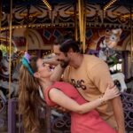 Rayanne Morais Instagram - Disney photodump 🫶🏻 Sobre dias inesquecíveis, cheio de amor, diversão, amizade, cumplicidade e palhaçada que não podia faltar nesse grupo 🤣 Registro By @fotos_na_disney 👏🏻 @victorpecoraro @amayaravieira @brendhahaddad @ricardogaeta_ @julianakelling @franklinmedrado @suhmedrado @beeafrancaa @alexandreagostinho 😘❤️