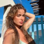 Rayanne Morais Instagram - First selfie of the year after wonderful days 📷🌊🐠 #paradise #peace #love ##santorini @casagregarj