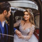 Rayanne Morais Instagram - Sobre o dia mais feliz das nossas vidas!!! Sobre viver as bençãos de Deus. Hoje somos um só, somos Morais Pecoraro. Nossa eterna gratidão e amor Local: @julietadeserpa Cerimonial: @cohencerimonial Vestido: @AlexandreDultra Fotografa: @jessicalimafotografia Filmaker: @antoniobier Decoração: @sorelleborsaridecor Flores: @carlinhosflores Paisagismo: @hortoart Bolo e doces: @sannyspatisserie Bem casados: @julybemcasados Docinhos: @sodiedoces Gourmet: @carmelspipocas Forminhas: @arteemforminhas Alianças: @reisman_aliancas Terno: @eduardoguinle Make: @amandalbuquerquea Papelaria: @unite.papelaria Orquestra: @sonnart.orquestra.rj Buquê: @casada.noiva Roby: @stephaniecachapuz Arranjo cabelo: @suzette.atelier Carro: @blacktieservice Hotel: @ritzriodejaneiro