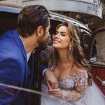 Rayanne Morais Instagram - Sobre o dia mais feliz das nossas vidas!!! Sobre viver as bençãos de Deus. Hoje somos um só, somos Morais Pecoraro. Nossa eterna gratidão e amor Local: @julietadeserpa Cerimonial: @cohencerimonial Vestido: @AlexandreDultra Fotografa: @jessicalimafotografia Filmaker: @antoniobier Decoração: @sorelleborsaridecor Flores: @carlinhosflores Paisagismo: @hortoart Bolo e doces: @sannyspatisserie Bem casados: @julybemcasados Docinhos: @sodiedoces Gourmet: @carmelspipocas Forminhas: @arteemforminhas Alianças: @reisman_aliancas Terno: @eduardoguinle Make: @amandalbuquerquea Papelaria: @unite.papelaria Orquestra: @sonnart.orquestra.rj Buquê: @casada.noiva Roby: @stephaniecachapuz Arranjo cabelo: @suzette.atelier Carro: @blacktieservice Hotel: @ritzriodejaneiro