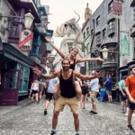 Rayanne Morais Instagram – Entre uma diversão e outra uma paradinha para um click, petrificado momentos vividos.
Obrigada @universaldestinationsbrasil por nos proporcionar esses momentos de pura alegria e diversão.