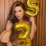 Rayanne Morais Instagram – 3.5 Uauuuuu… 😃

Que delícia de novo ciclo de vida!!!
Vejo o cuidado de Deus comigo em cada detalhe até aqui e sei que Ele fará infinitamente mais do que penso ou imagino!!! Pois Ele é fiel para cumprir a sua palavra e suas promessas. 
Vivo a vida com gratidão, amor e com muita fé em Deus. 

Obrigada 34 por tudo vivido e por toda experiência adquirida 🙏🏻 Que venha o novo já com muitas mudanças 🥰 

Obrigada a todos pelas mensagens de amor e carinho 🙏🏻 Eu recebo todas palavras de bençãos 🙌🏻 Que Deus retribua em dobro tudo à vocês 😘

Venhaaaaaa 35!!!
Te recebo com muito amor