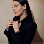 Razane Jammal Instagram – Welcome to me @cartier 🐆

Proud to announce that I’m the newest ambassador for the maison #Cartier #CartierJewelry #cartierpanthere 

حابة إعلن إنّي انضمّيت لعايلة كارتييه كسفيرة لإلن بالشرق الأوسط وعلى المستوى الدولي.

📸 @mrbertiewatson