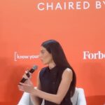 Razane Jammal Instagram - Happy International Women’s Day ❤️ It was an honor to speak up about the importance of diversifying stories on screens at the #Forbes3050 summit alongside @kristinstoller and @maitreyiramakrishnan Thank you for having me @forbeswomen ينعاد على كل إمرأة بيوم المرأة العالمي. كان شرف لإلي إني إحكي بنقاش عن أهمية التنوع بالقصص والمواضيع على الشاشة الكبيرة والزغيرة مع فوربز إلى جانب الممثلة الكندية مايتتريي ومحررة فوربز أندر ثيرتي الأميركية كريستن ستولر. Dressed in @dior @diorbeauty Styled by @farahmounzer Glam @manulosadagomez @deenaalawaid Team @maritaakl