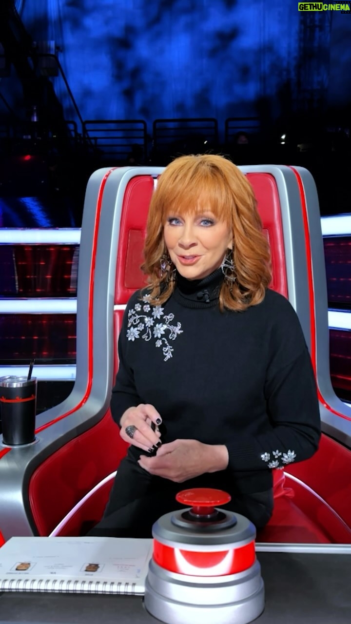Reba McEntire Instagram - Another night of Battle rounds, are you ready?! 🤩