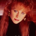 Reba McEntire Instagram - Celebrate the 30th anniversary of “Does He Love You” winning the Grammy for Best Country Vocal Collaboration with Does He Love You: The Collection, available now on streaming!