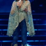Reba McEntire Instagram - #TBT to #IdRatherRideAroundWithYou at Madison Square Garden last April! Who would you rather ride around with?