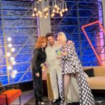Reba McEntire Instagram – We’re having #toomuchfun on @nbcthevoice! What a crew!