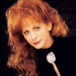Reba McEntire Instagram – “You’d see how I feel,
What my head won’t let my heart reveal.
If only you could read my mind…”
#Reba #ReadMyMind 

Listen at the link in bio!