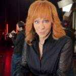 Reba McEntire Instagram - I’m fitting right in 👑 Can’t wait for more blind auditions tonight on @nbcthevoice! #TeamReba