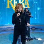 Reba McEntire Instagram – #TBT to this stripped down version of “The Fear of Being Alone” we performed on the @todayshow! Stream it and more on my #NotThatFancy album.

Listen at the link in bio!