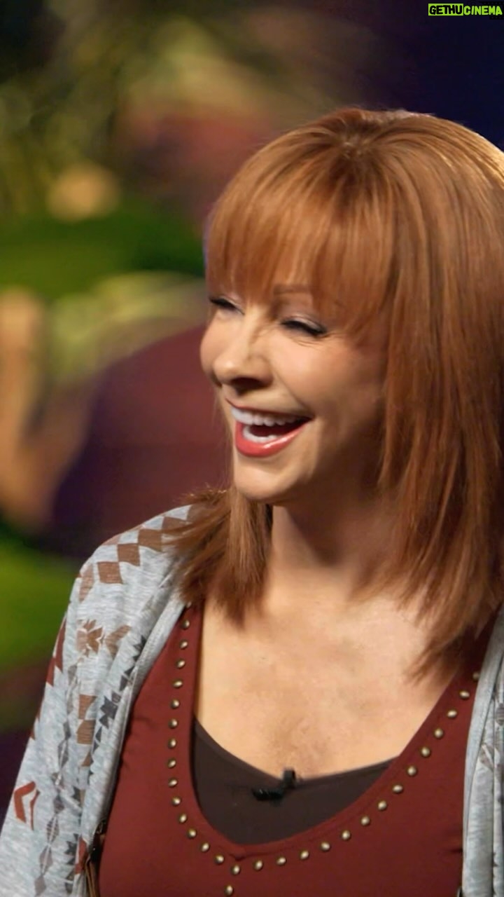 Reba McEntire Instagram - I love getting to share what I’ve learned in this business with my team on #TheVoice!