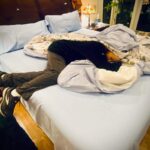 Reba McEntire Instagram - I thought it would be a great idea to take the duvet cover off of our bed and wash it. Then I had to iron it, and then try to figure out how to put it back on the bed… How was your Friday night?