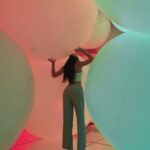 Rebecca Chen Instagram - @teamlab.planets trippy ✨ like walking into a 3 dimensional universe 💟 #teamlabplanets #tokyo