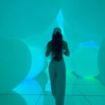 Rebecca Chen Instagram - @teamlab.planets trippy ✨ like walking into a 3 dimensional universe 💟 #teamlabplanets #tokyo
