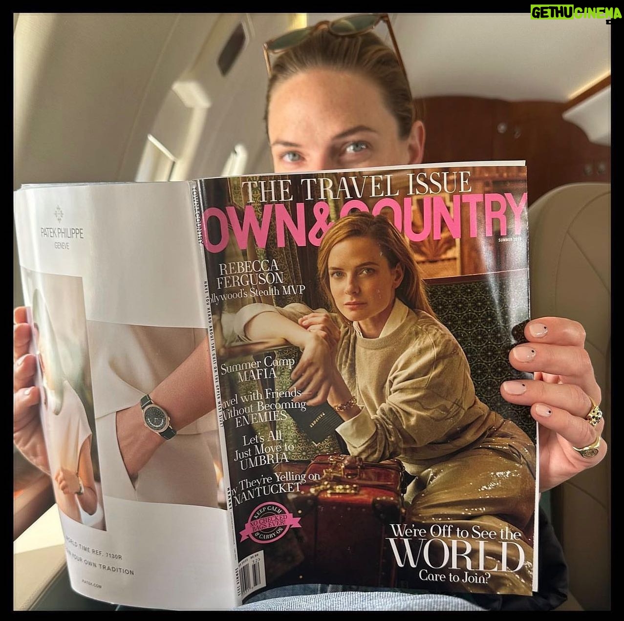 Rebecca Ferguson Instagram - @simonpegg best view over fab Mag! #lovingmyselfbutlovethispizzaeatingfacemore