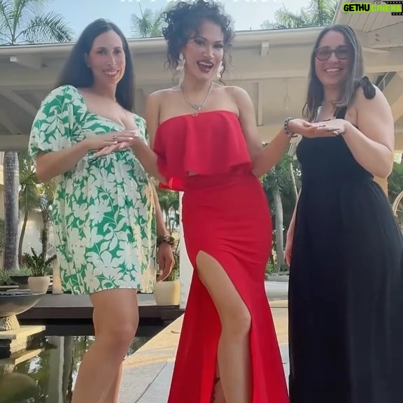 Rebecca Victoria Hardy Instagram - Vacaciones con su amiga 🇵🇷 #ootd #boricua #puertorico #girlstrip