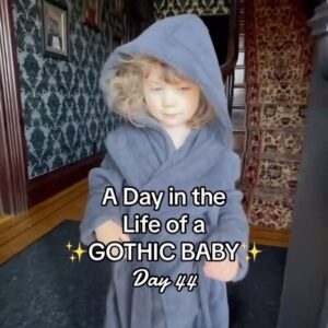 Rebecca Victoria Hardy Instagram - SPRINKLES ?! 🤬 #gothicbaby #lifeofagothicbaby #goth #gothbaby #alt #salem #blackcraft