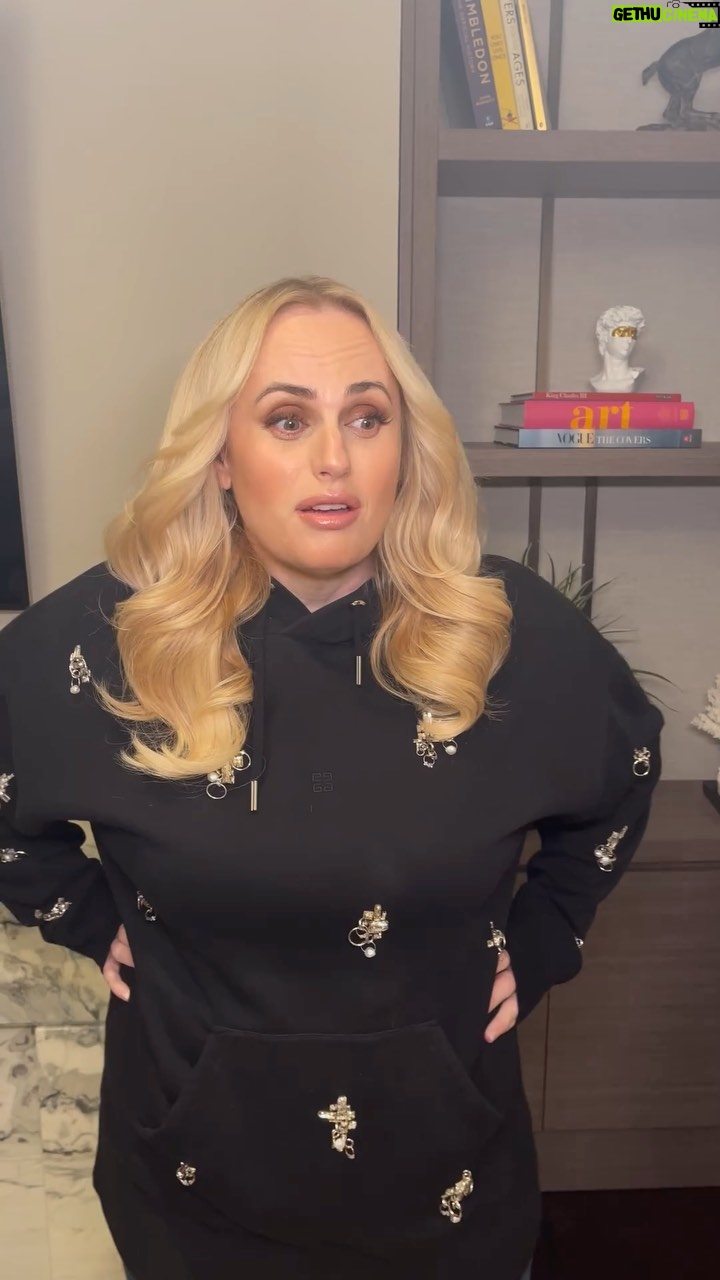 Rebel Wilson Instagram - Edinburgh = Wednesday night, Manchester = Friday night, London Palladium = Monday night 🇬🇧