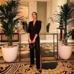 Reem Samy Instagram - Happy new year everyone💄#2023 Styled by @nabilajadallah Make up @esraadais Suit @liliblancofficial Hair @hajarhairstyle