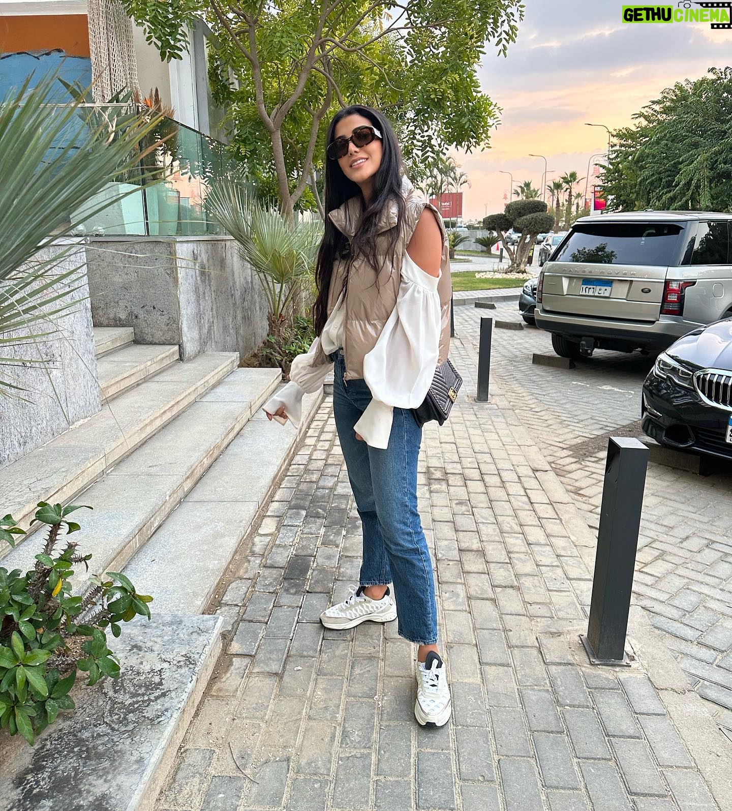 Reem Samy Instagram - #fridayvibes . #reem_samy #actress🎬 #eygpt #ksa #dubai #saudiarabia #fashion #famous_support #السعودية #العراق #الاردن #الرياض #دبي #الامارات #الرياض