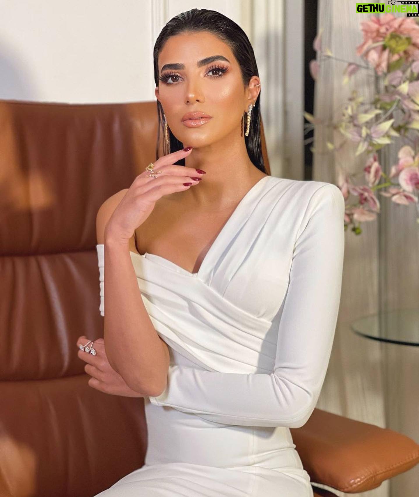 Reem Samy Instagram - Cff closing ceremony @cairofilms #cff44 Styled by @nabilajadallah Make up @dinaragheb Dress @zeenazaki Jewellery @iramjewelry_ Hair @heclev_hanna . . #cff#cairofilmfestival#cairo#egypt #reem_samy #actress🎬 #eygpt #ksa #dubai #saudiarabia #fashion #famous_support #السعودية #العراق #الاردن #الرياض #دبي #الامارات #الرياض