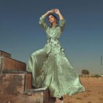 Reem Samy Instagram - ☀️☀️☀️ Photographer @zobiansaadofficiall Styled by @nabilajadallah Outfit @solos_stylishwear @urbanisms tore Make up @marwashaheen_makeupartist Hair @wassimsteve