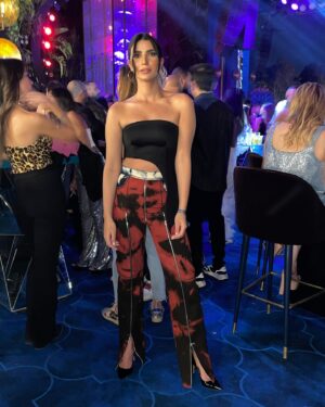 Reem Samy Instagram - About last night celebrating “ Locanda Luxury Hotel“ congratulations @amrdiab 
@emaarmisr 

Styled by my sister @aisha.styles 
Outfit @borderline_the_label