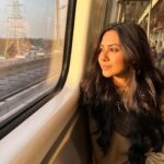 Reem Shaikh Instagram – And the little girl smiled,
“Sunset,” she said,
“that is my favorite color.”