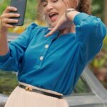 Reen Rahim Instagram - Alamak! Kereta Reen Rahim rosak dekat tengah hutan? Nasib baik ada BJAK! Tak sampai berapa minit masalah selesai! Reen Rahim dah jadi pelanggan BJAK VIP, anda bila lagi? 😉Jangan lupa masukkan kod promo BJAKXREEN bila anda gunakan BJAK tau!!! #bjak #bjakmy #insuranskereta #insuransmurah #insuransmalaysia #roadtaxmurah #roadtaxmalaysia