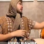Reen Rahim Instagram – Nampak nau lah ek bile aku tak de ,, otak die berhubung dgn jayanya..

Masa kat set aku VC die ,nampak sgt muke tersengih2 sendiri mcm ade something je .. tapi die ckp balik baru die tunjuk.

Ghupa nya dah BERTUDUNG LAH EKKKK..

Aduhh kalau aku dah pang kang…

Ape pon cuami ku,walaupun aku gelak n menyirap at the same time,aku suke content lu bro 🤣🤣🤣 i lap u lah..

Korg kalau ade masaalah poen tu kalau tak paham gak content ni aku tak tau nk ckp ape lah nyah…

🍃LINK ON BIO🍃
👉 reenrahim.com