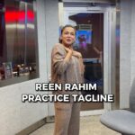 Reen Rahim Instagram - Orang kata usaha tangga kejayaan. Hehe. Pagi ni sampai je studio terus Reen Rahim practice tagline SINAR 🙊 #PagiDiSINAR