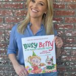 Reese Witherspoon Instagram - Busy Betty is BACK.... for Christmas!🎄🎁 (Is it too early? NEVER! 🤣) I’m so excited to share my third children’s book, Busy Betty & The Perfect Christmas Present. Pre-order at the link in bio and get excited about Busy Betty’s next holiday-themed adventure, out on bookshelves everywhere November 12th! 🌟