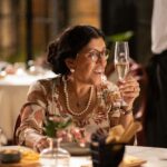 Regina Casé Instagram – Você se chama Lurdes? 👀
Então se deu bem. Porque Dona Lurdes resolveu dar de presente pra todas as suas xarás… Lurdes, Lourdes, Maria de Lurdes, Maria de Lourdes e outras variações do nome e precisa ter mais de 45 anos, tá?
Um ingresso pra ver “Dona Lurdes, o filme”. 
Sim, de graça!! 🎟️🎫
Basta levar um documento com foto provando seu nome. 
E se você não teve essa sorte, vai também, porque você vai rir pra caramba. 
Corre pro @cinemarkoficial mais perto de você!!

@tvglobo 

#ReginaCase #DonaLurdesOFilme #DonaLurdes #AmorDeMae #TvGlobo