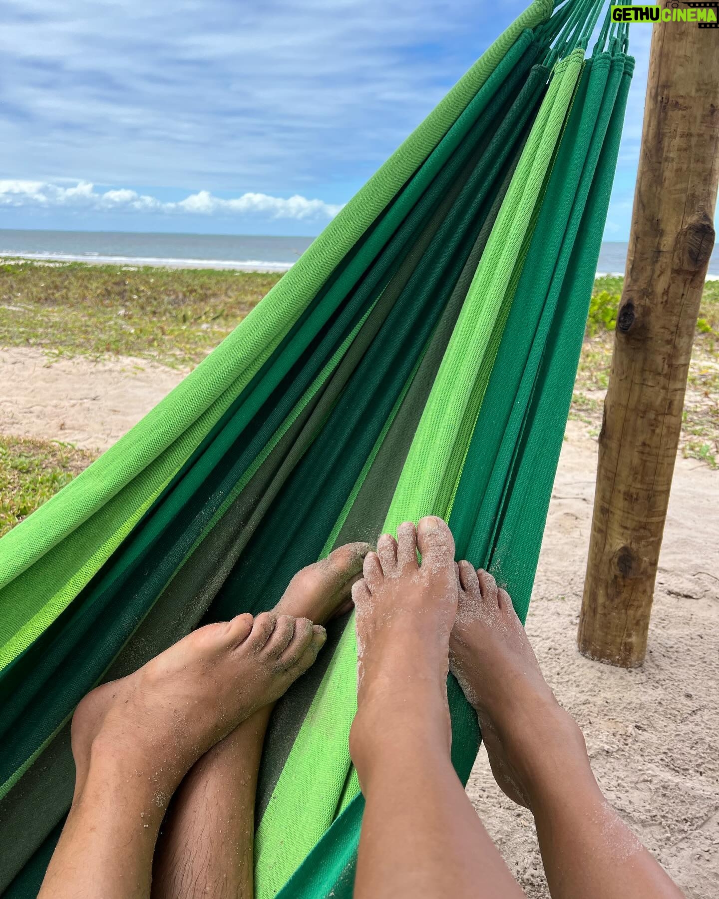 Regina Casé Instagram - Yayá e Yoyô fugiram esses dias pra ficar quietinhos… Daqui a pouco chegam nossos meninos que a gente morre de saudade… Mas como foi bom esses diazinhos só nós dois né, @eciavatta ?🩵💛