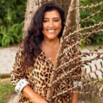 Regina Casé Instagram – Hoje é dia da onça pintada!
Olha como a minha paixão por elas vem de longe……. 🐆❤️

#ReginaCase