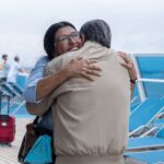 Regina Casé Instagram – Você se chama Lurdes? 👀
Então se deu bem. Porque Dona Lurdes resolveu dar de presente pra todas as suas xarás… Lurdes, Lourdes, Maria de Lurdes, Maria de Lourdes e outras variações do nome e precisa ter mais de 45 anos, tá?
Um ingresso pra ver “Dona Lurdes, o filme”. 
Sim, de graça!! 🎟️🎫
Basta levar um documento com foto provando seu nome. 
E se você não teve essa sorte, vai também, porque você vai rir pra caramba. 
Corre pro @cinemarkoficial mais perto de você!!

@tvglobo 

#ReginaCase #DonaLurdesOFilme #DonaLurdes #AmorDeMae #TvGlobo